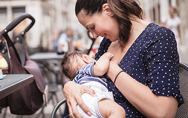 Advice for Breastfeeding While Out and About